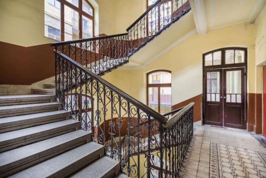 Klauzal Garden City Apartments- Studio K31 Apartment *